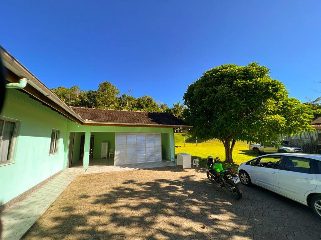 Casa Ampla Ha 8 Minutos Do Centro Villa Pomerode Buitenkant foto